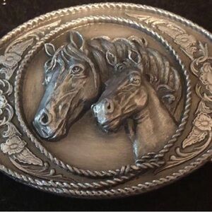 Vintage Siskiyou Buckle Co Pewter Race Horse Buckle only.